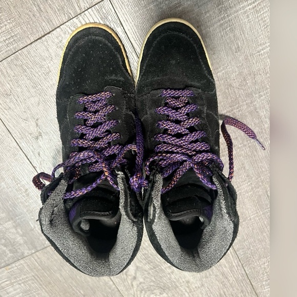Nike Dunk Sky High Black
Court Purple Sneakers Size 8.5 - Picture 2 of 6